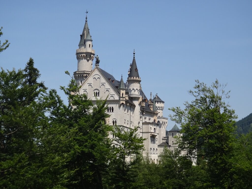 Castelo de Neuschwanstein o Castelo da Cinderela da Disney