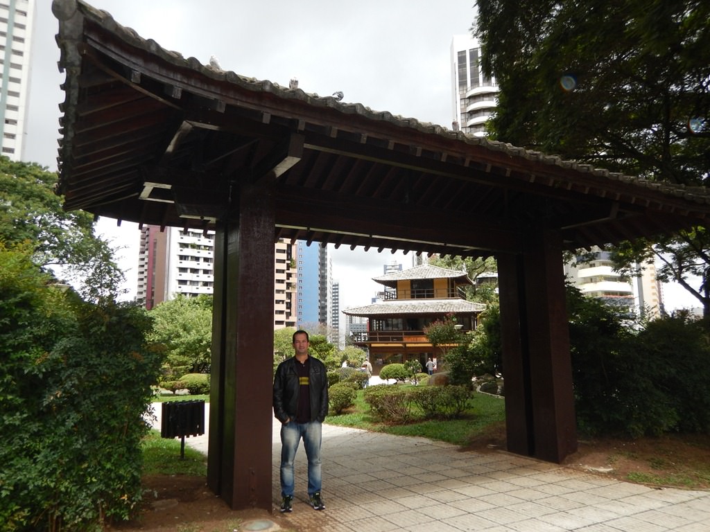 Portal Japonês na Praça do Japão