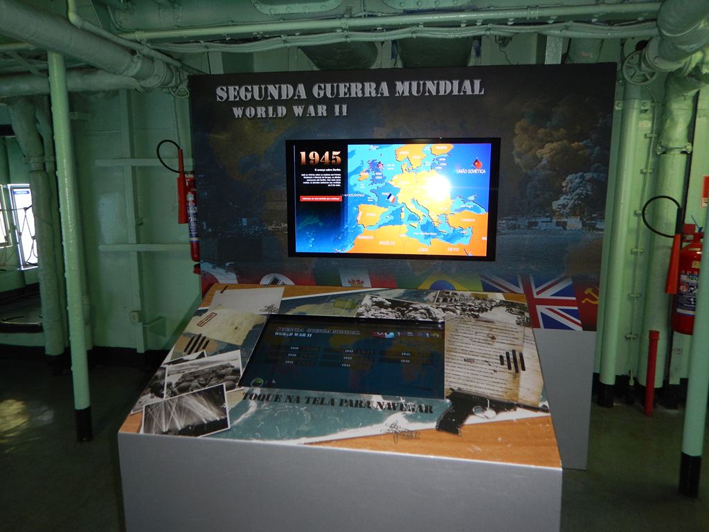 Navio Museu Bauru no Espaço Cultural da Marinha