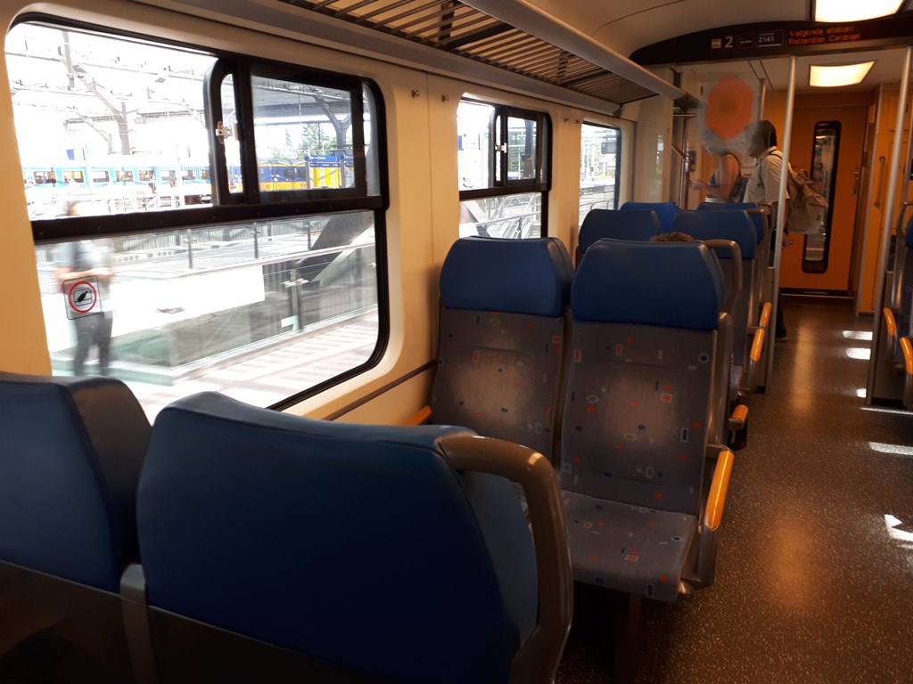 hardMOB - Passeie de trem pela Holanda