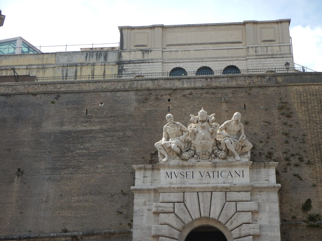 Entrada dos Museus do Vaticano
