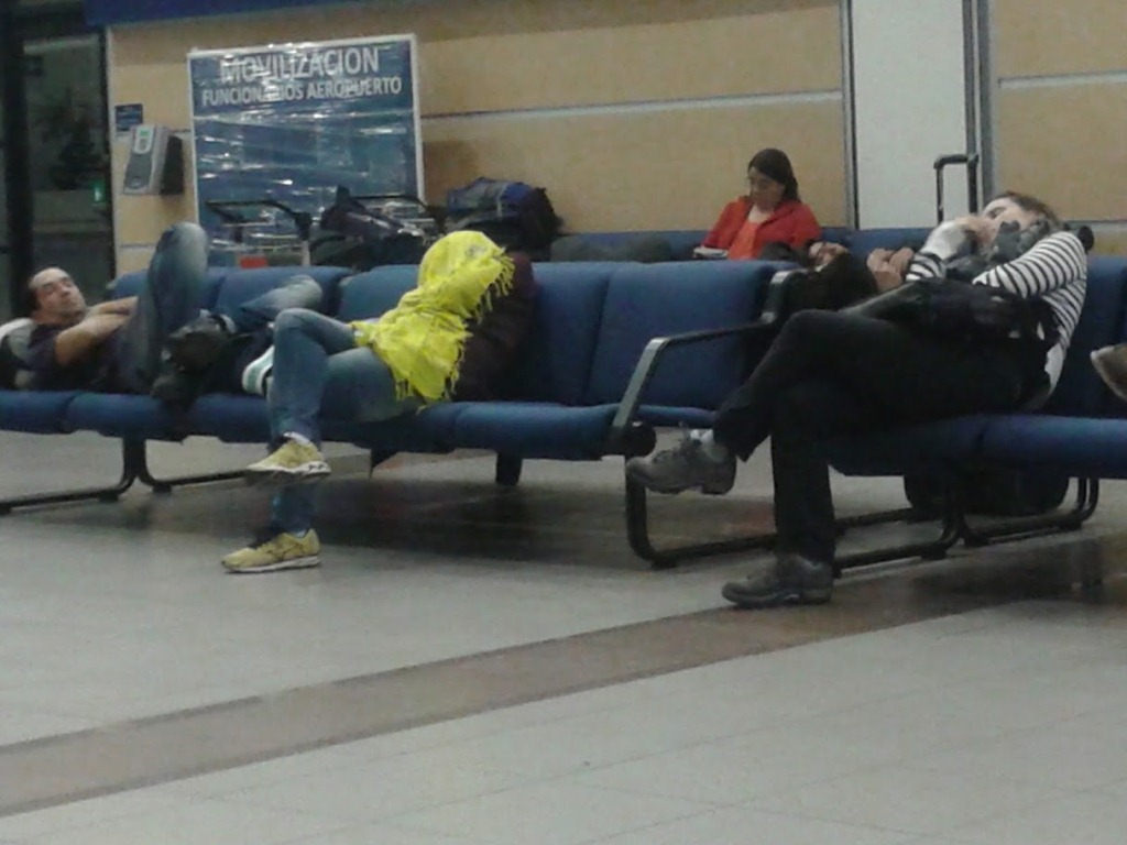 dormir no aeroporto