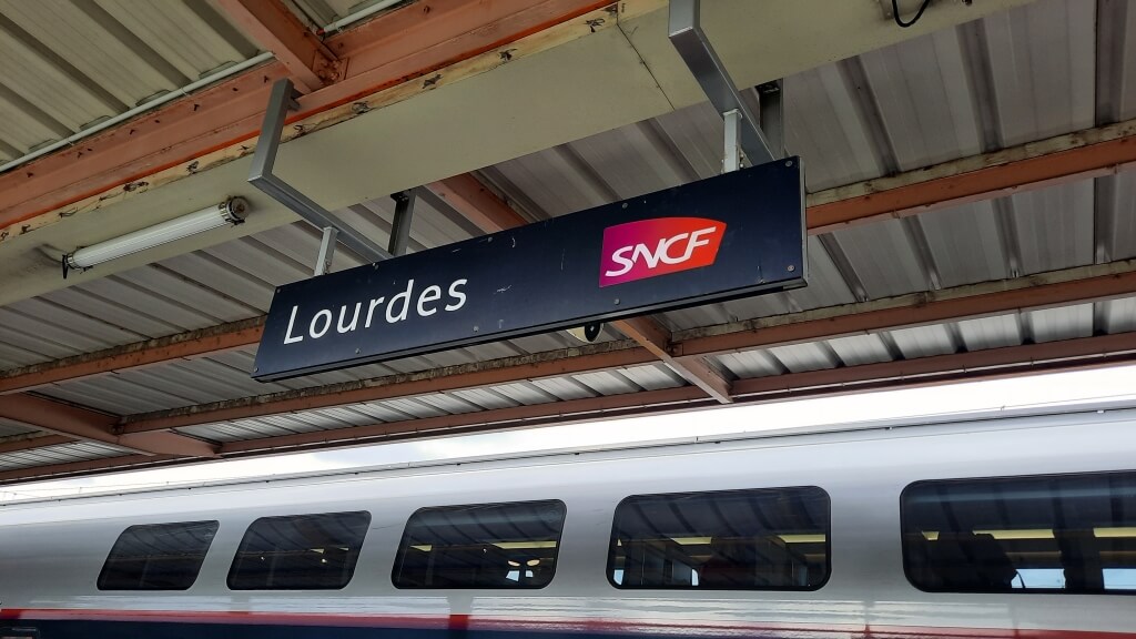 Como ir de Paris a Lourdes paradas no caminho Lourdes
