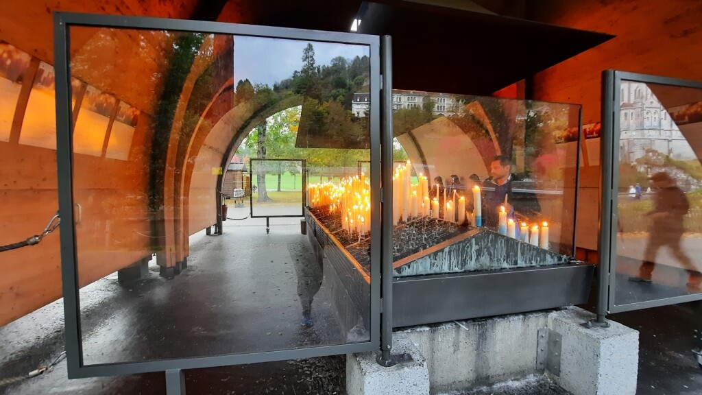 Santuário de Nossa Senhora de Lourdes Velas