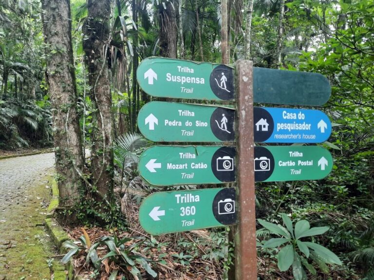 Trilha 360°, uma das trilhas do Parque Nacional da Serra dos Órgãos ...