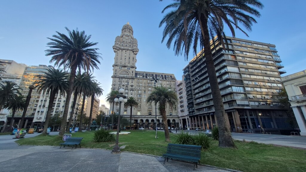 Como funciona o ônibus turístico de Montevidéu