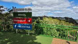 Placa Marco das Três Fronteiras