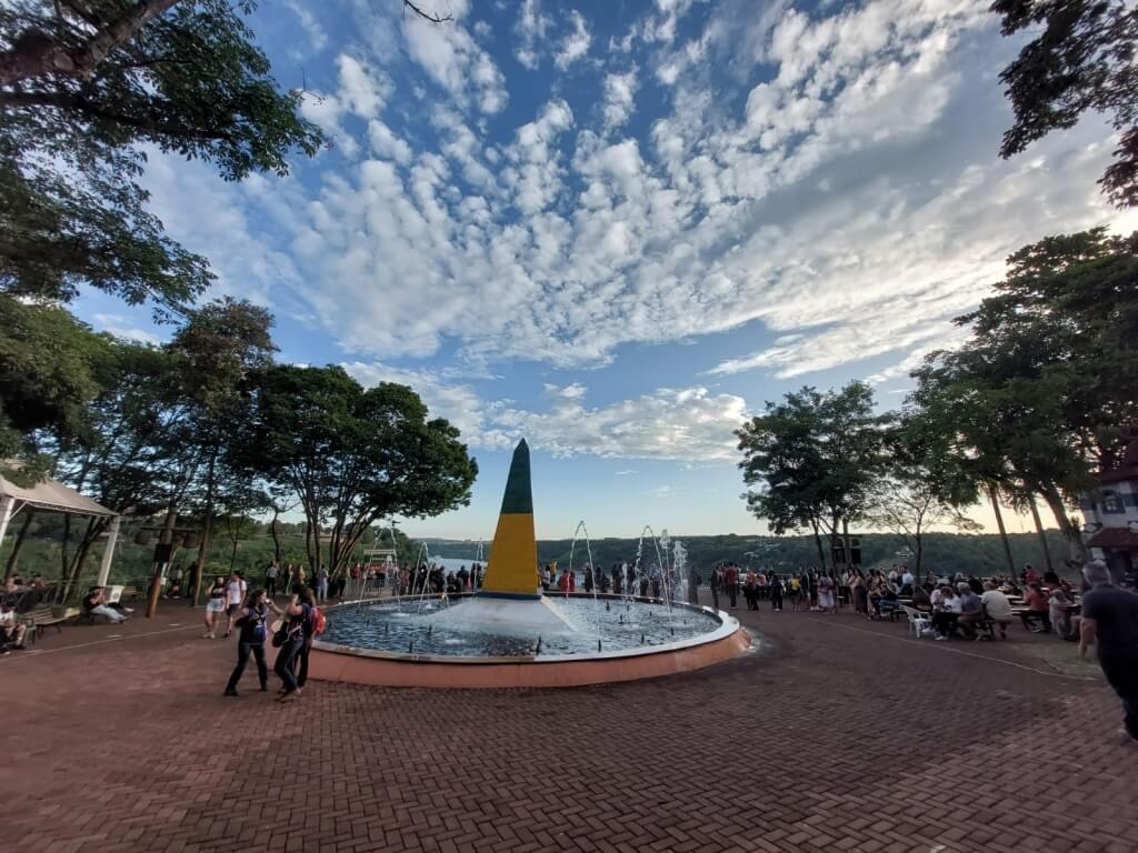 Por do Sol Marco das 3 Fronteiras