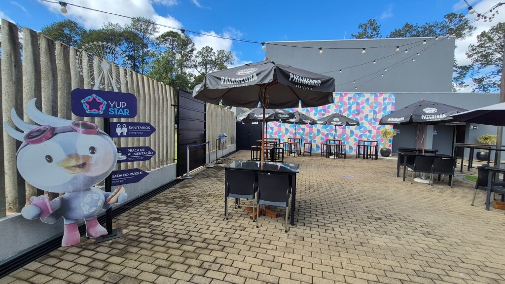 Praça de Alimentação Yup Star Roda Gigante de Foz