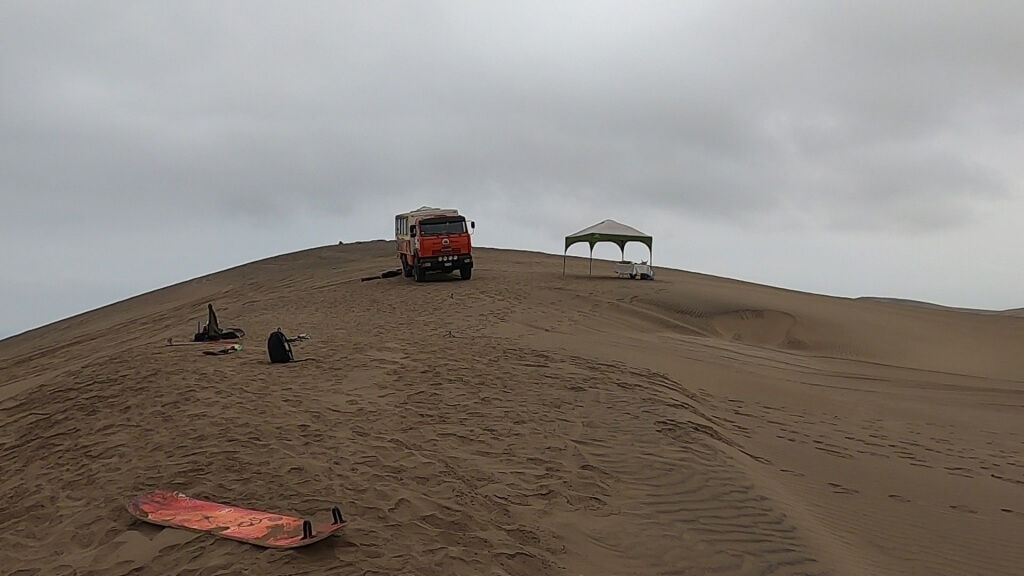 Igor El Bus no Deserto de Chilca Lima
