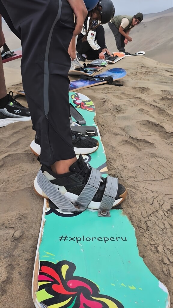 Sandboard no Deserto de Chilca Peru