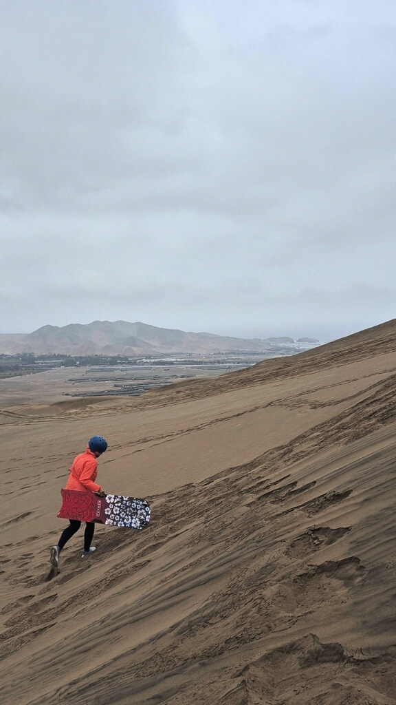 Sandboard no Deserto de Chilca XplorePeru