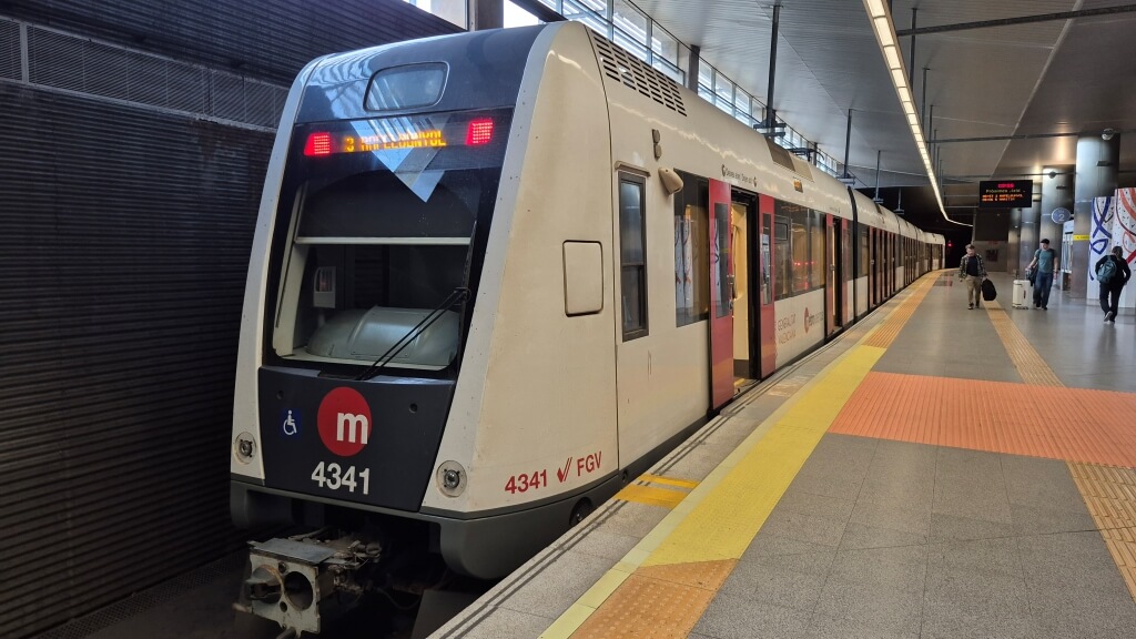 Metrô em Valência